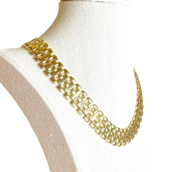 Vintage 80s Gold Tone Flat Link Necklace - Picture 3 of 7